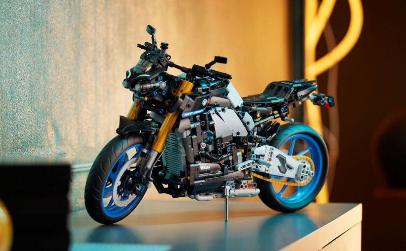 E’ una Yamaha MT-10 SP la nuova due ruote LEGO Technic